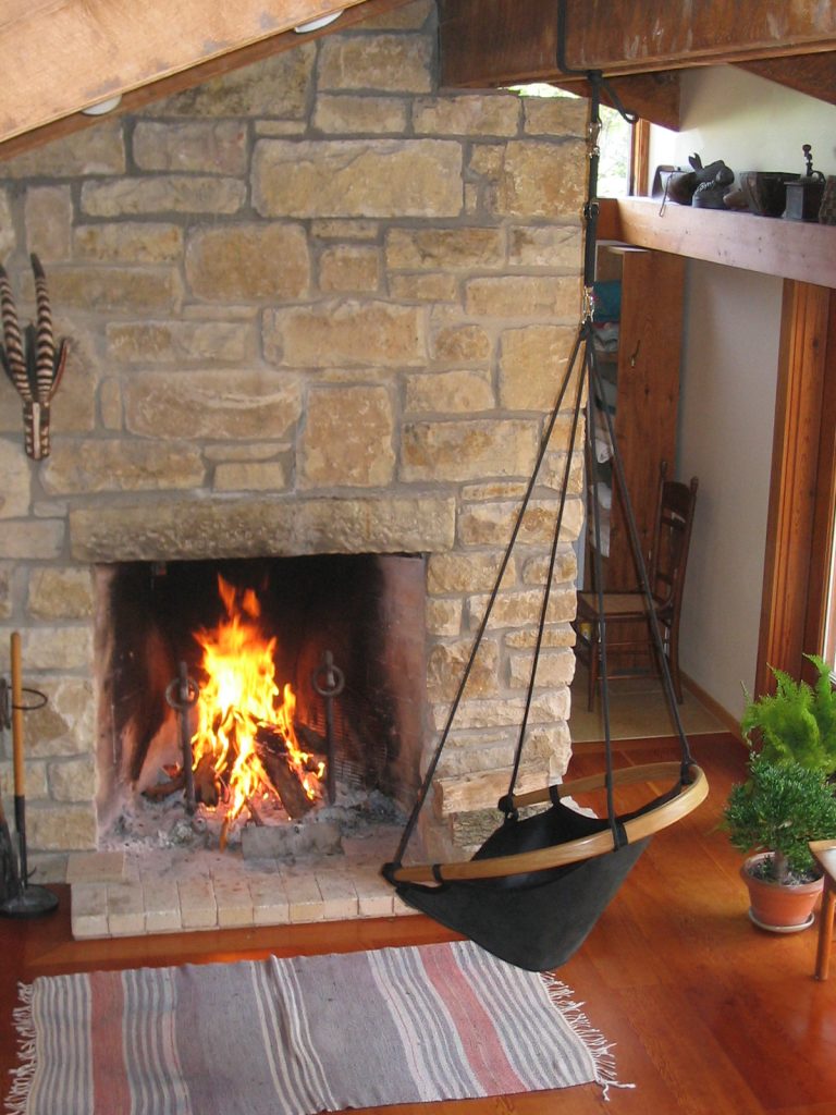 Outdoor hanging chairs